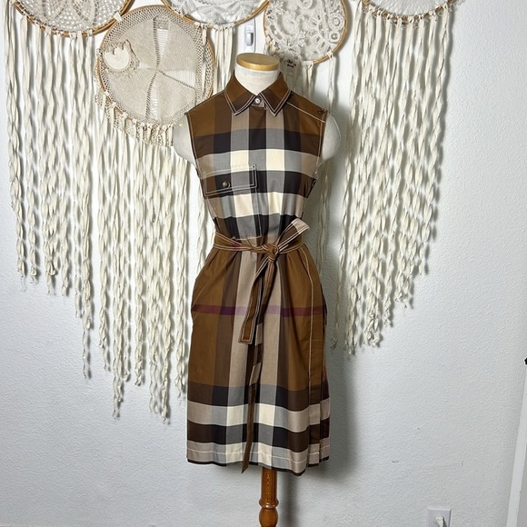 Authentic Burberry Nova Check Wrap Shift Dress Size US2 - Picture 11 of 16